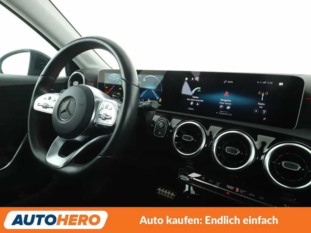 Mercedes-Benz A-Class AMG Line Aut.*LED*NAVI*TEMPO*CAM*PDC*SHZ* 05/2019-photo-12