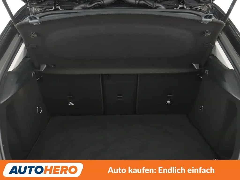 Mercedes-Benz A-Class AMG Line Aut.*LED*NAVI*TEMPO*CAM*PDC*SHZ* 05/2019-photo-17