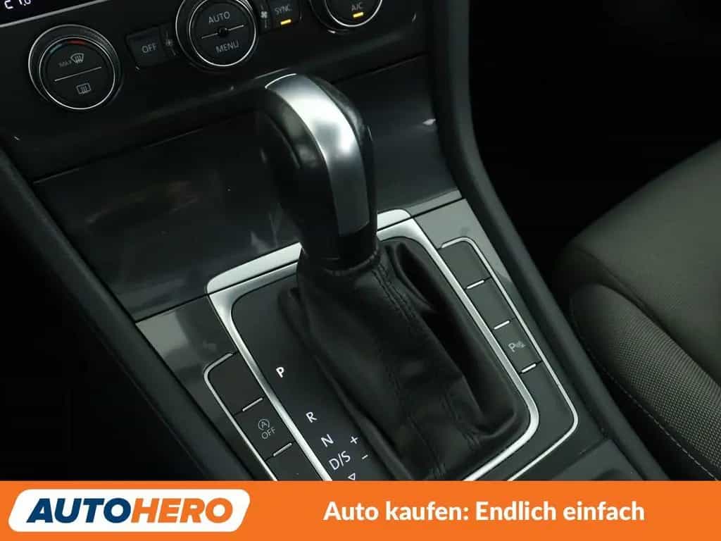 Volkswagen Golf VII 1.5 TSI ACT Comfortline BM Aut.*NAVI* 11/2019-photo-22