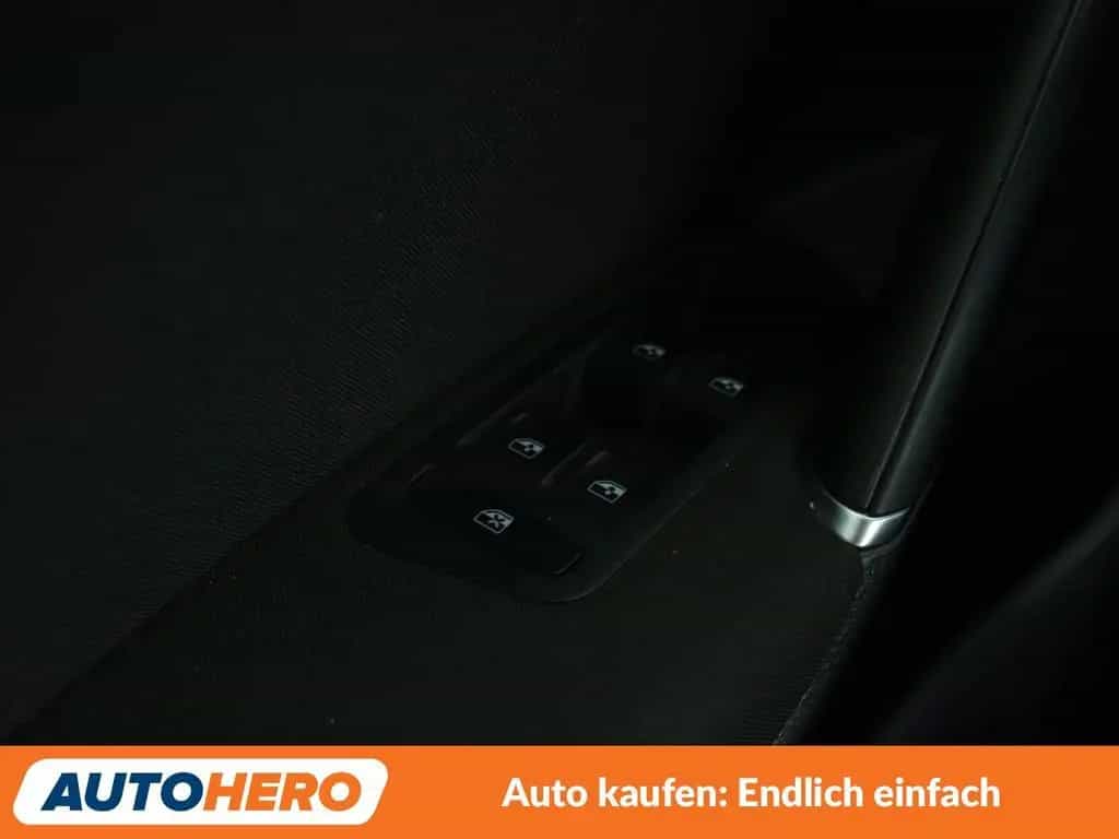 Volkswagen Golf VII 1.5 TSI ACT Comfortline BM Aut.*NAVI* 11/2019-photo-24