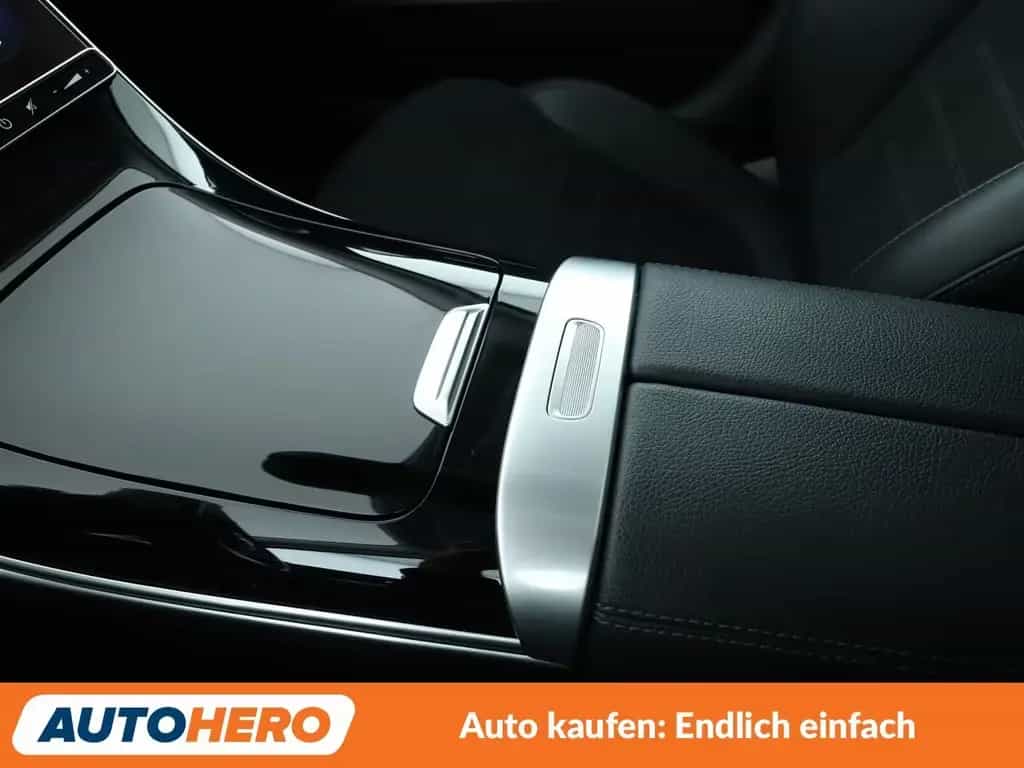 Mercedes-Benz C-Class C-Klasse C 220 d AMG Line Aut.*NAVI*LED*TEMP*CAM 01/2023-photo-23