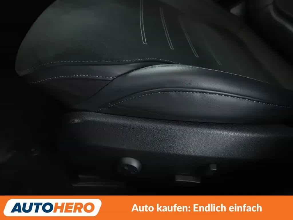 Mercedes-Benz C-Class C-Klasse C 220 d AMG Line Aut.*NAVI*LED*TEMP*CAM 01/2023-photo-29