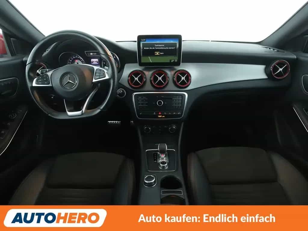 Mercedes-Benz CLA-Class 45 Shooting Brake AMG 4Matic Aut.*XENON*NAVI 03/2016-photo-11