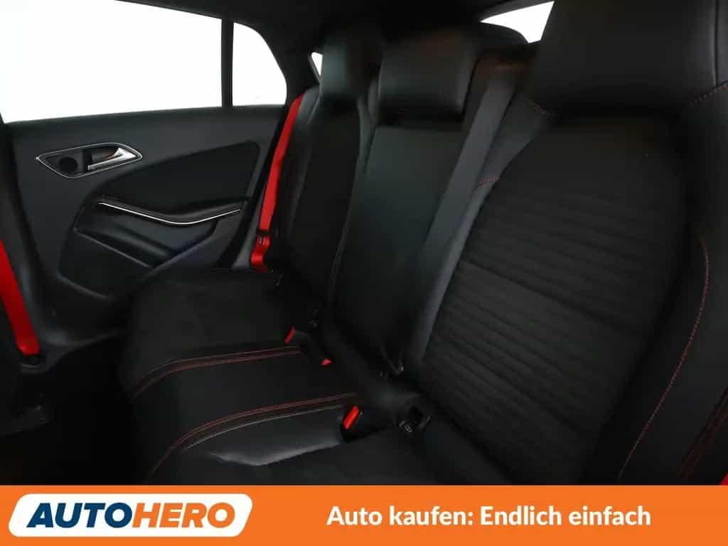 Mercedes-Benz CLA-Class 45 Shooting Brake AMG 4Matic Aut.*XENON*NAVI 03/2016-photo-13