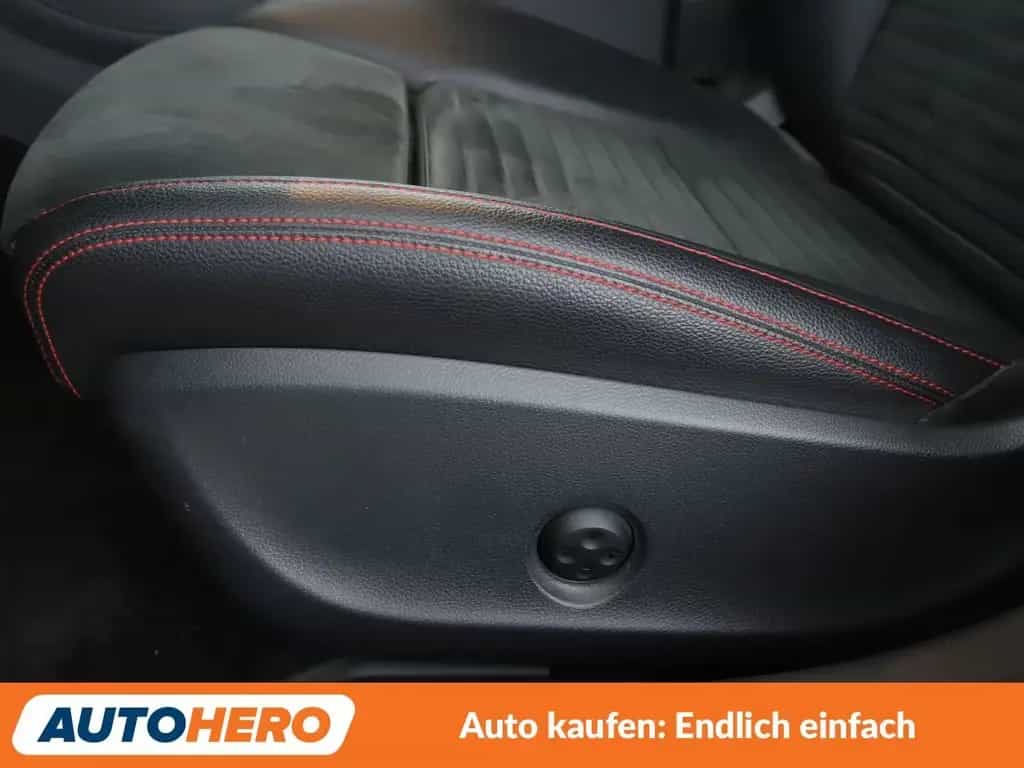 Mercedes-Benz CLA-Class 45 Shooting Brake AMG 4Matic Aut.*XENON*NAVI 03/2016-photo-29