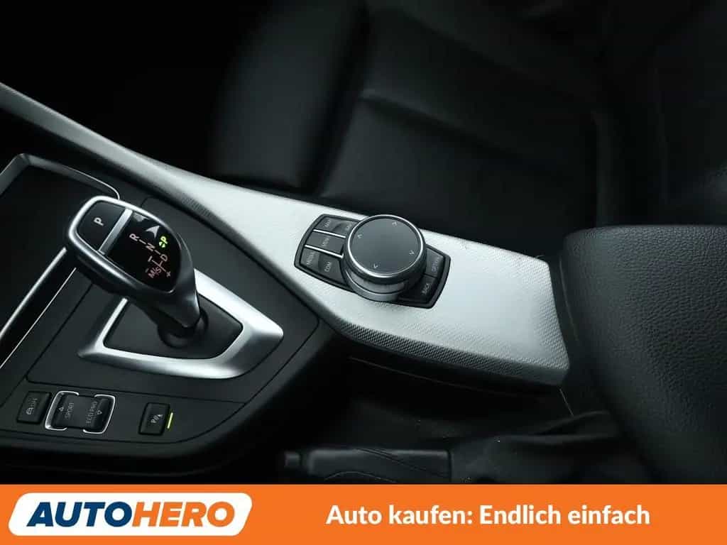 BMW M140 xDrive Special Edition Aut.*NAVI*LED*H&K* 04/2019-photo-23