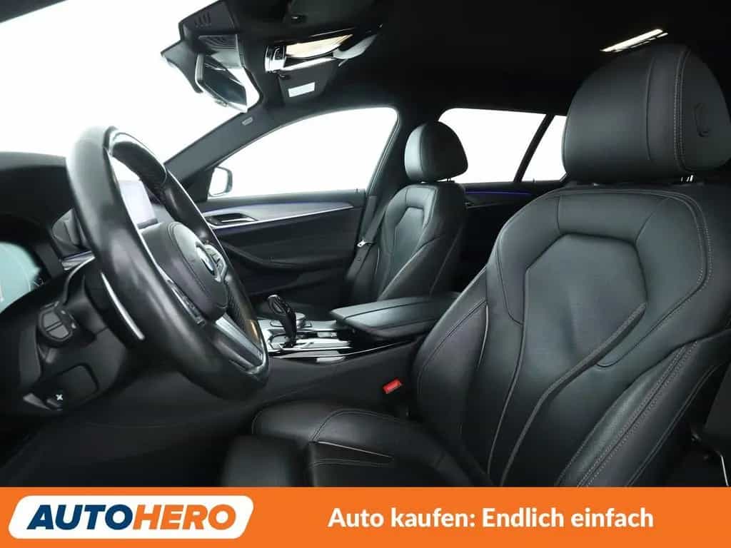 BMW 5 Series 520i M Sport Aut.*NAVI*LED*TEMPO*CAM* 12/2019-photo-8