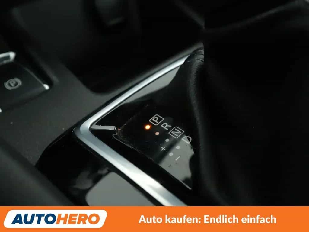 Nissan Qashqai 1.3 DIG-T Tekna Aut.*LED*NAVI*TEMPO* 10/2019-photo-24