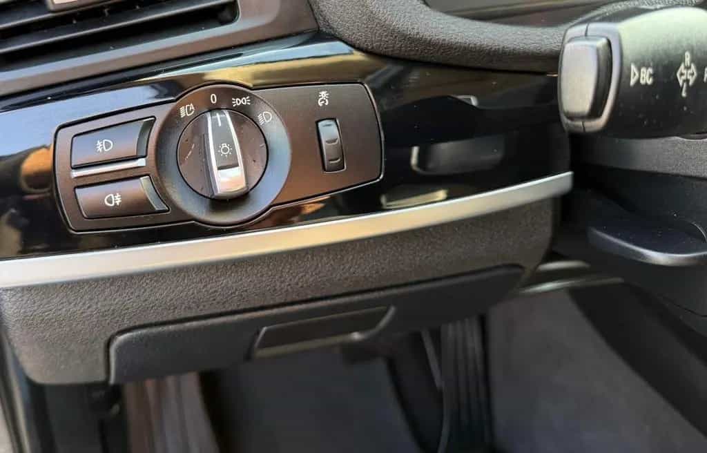 BMW X4 xDrive 20 i xLine Sportsitze Sport Lenkrad 12/2016-photo-22