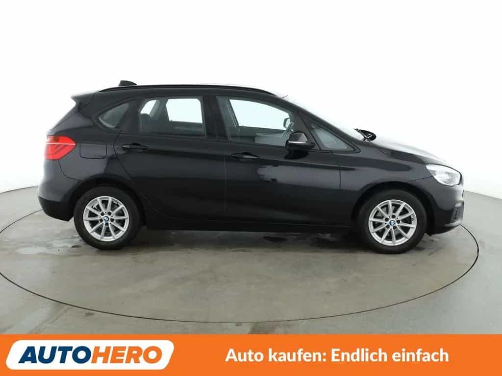 BMW 2 Series 03/2018-photo-6