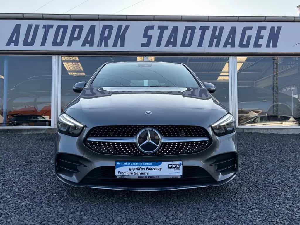 Mercedes-Benz B 180 AMG LINE MBUX/LED/el. HECKKLAPPE/CARBON 05/2019-photo-1