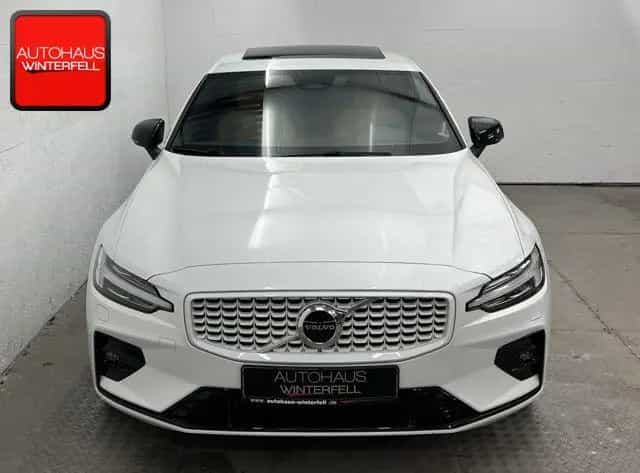 Volvo S60 B5 B ULTIMATE DARK AWD GSD+20Z+AHK+STANDHZG+ 02/2023-photo-5