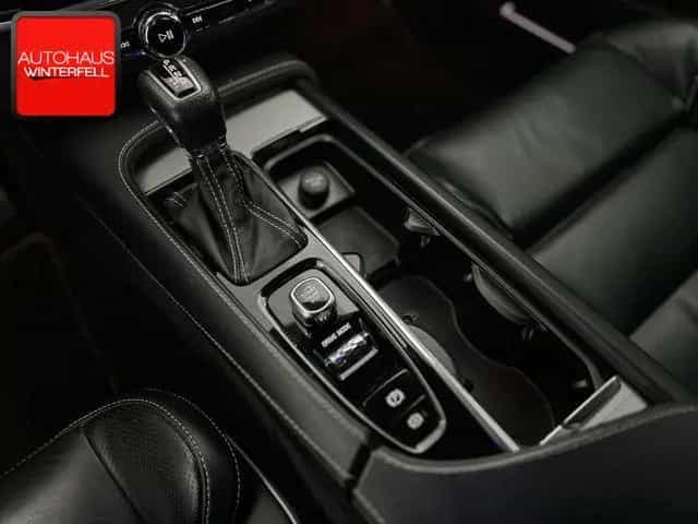 Volvo S90 T6 AWD RDesign AHK+20Z+360+MEMO+INTELLI-SAFE 02/2018-photo-26