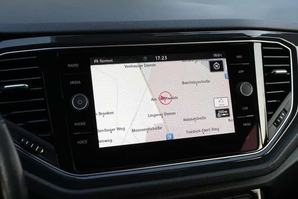Volkswagen T-Roc Sport 4Motion LED-Scheinwerfer ACC SHZ AHK 08/2018-photo-22