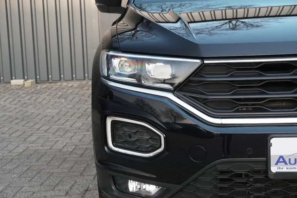 Volkswagen T-Roc Sport 4Motion LED-Scheinwerfer ACC SHZ AHK 08/2018-photo-8