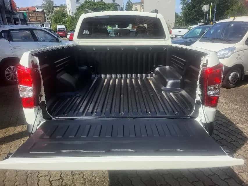 Ssangyong MUSSO GRAND TITANIUM 2.2D 4x4 AT+AHK 3.5t+XENON+ 03/2025-photo-6