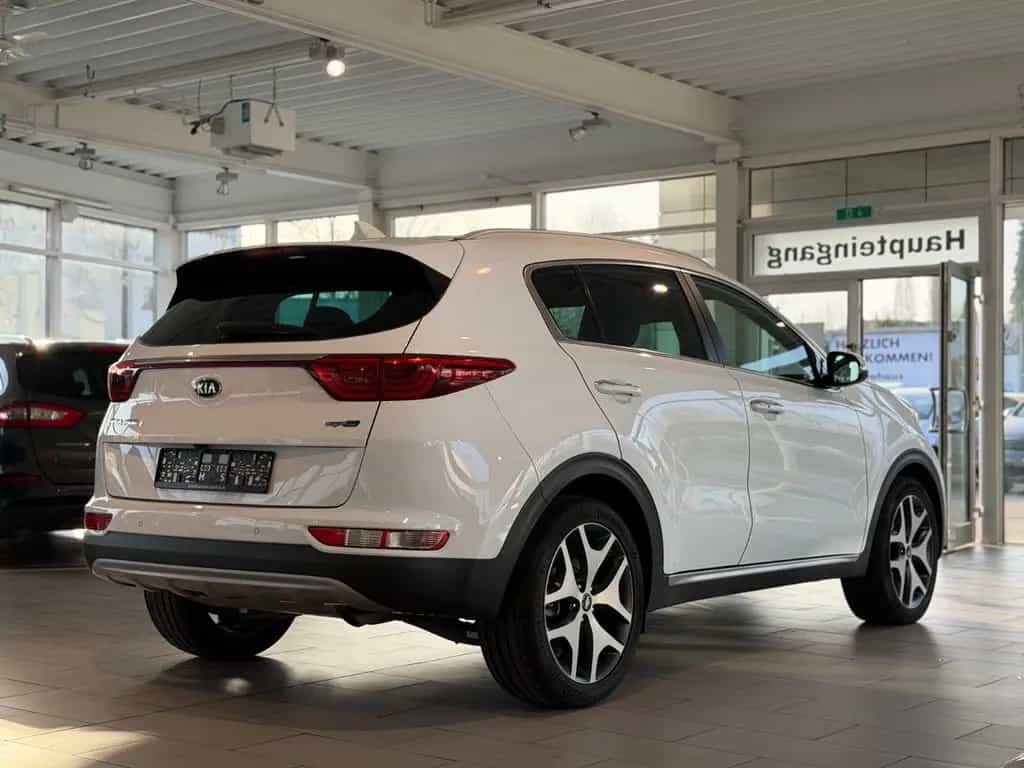 Kia Sportage GT-Line 2WD*AUTOMA.*NAVI*RFK*LEDER*AHK* 07/2018-photo-4