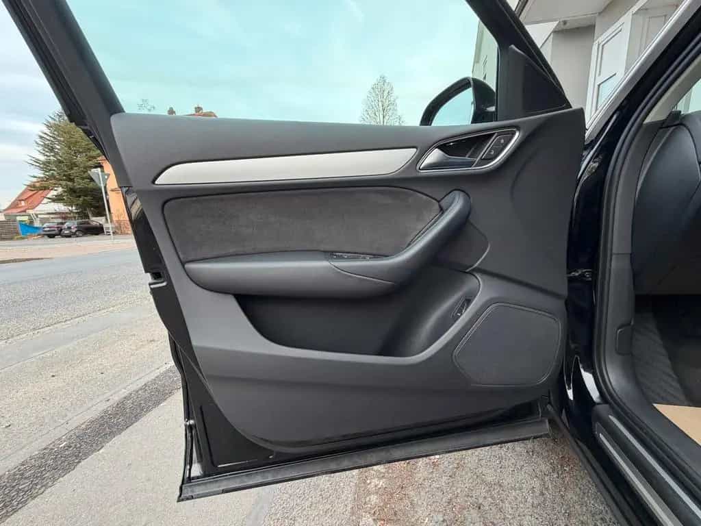 Audi Q3 sport quattro +S-Line Selection+Kamera+Pano+ 08/2015-photo-20