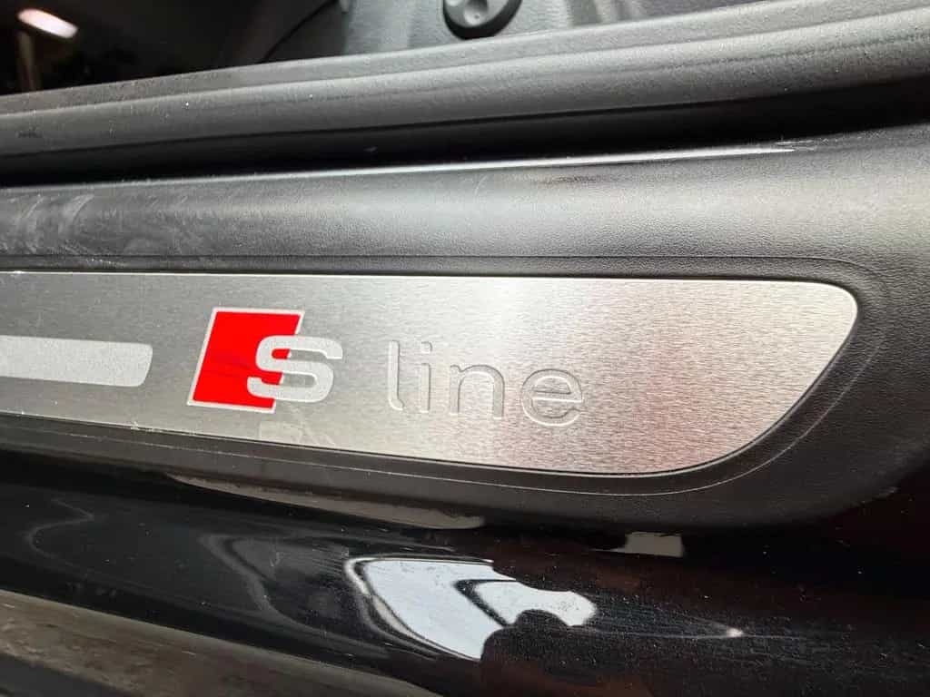 Audi Q3 sport quattro +S-Line Selection+Kamera+Pano+ 08/2015-photo-22