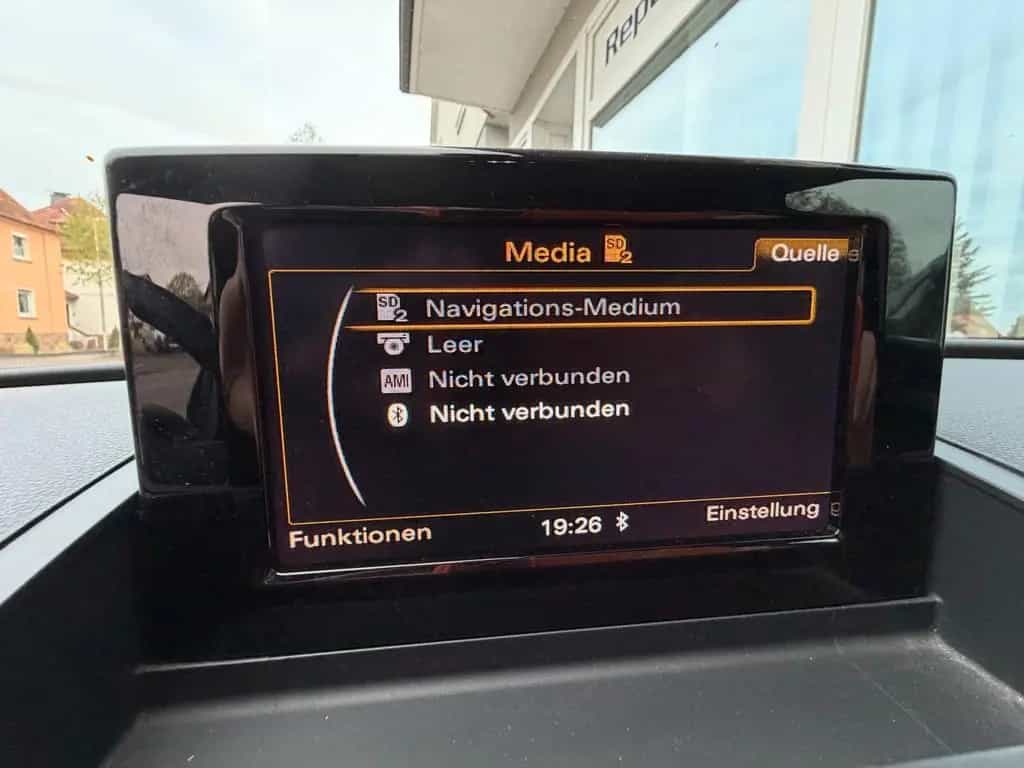 Audi Q3 sport quattro +S-Line Selection+Kamera+Pano+ 08/2015-photo-27