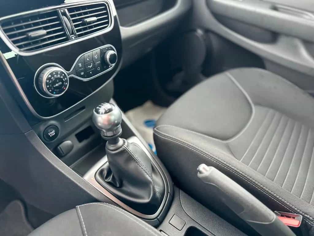 Renault Clio IV Limited*Navi*SHZ*Temp*Klima*8xAlu*Scheck 03/2017-photo-17
