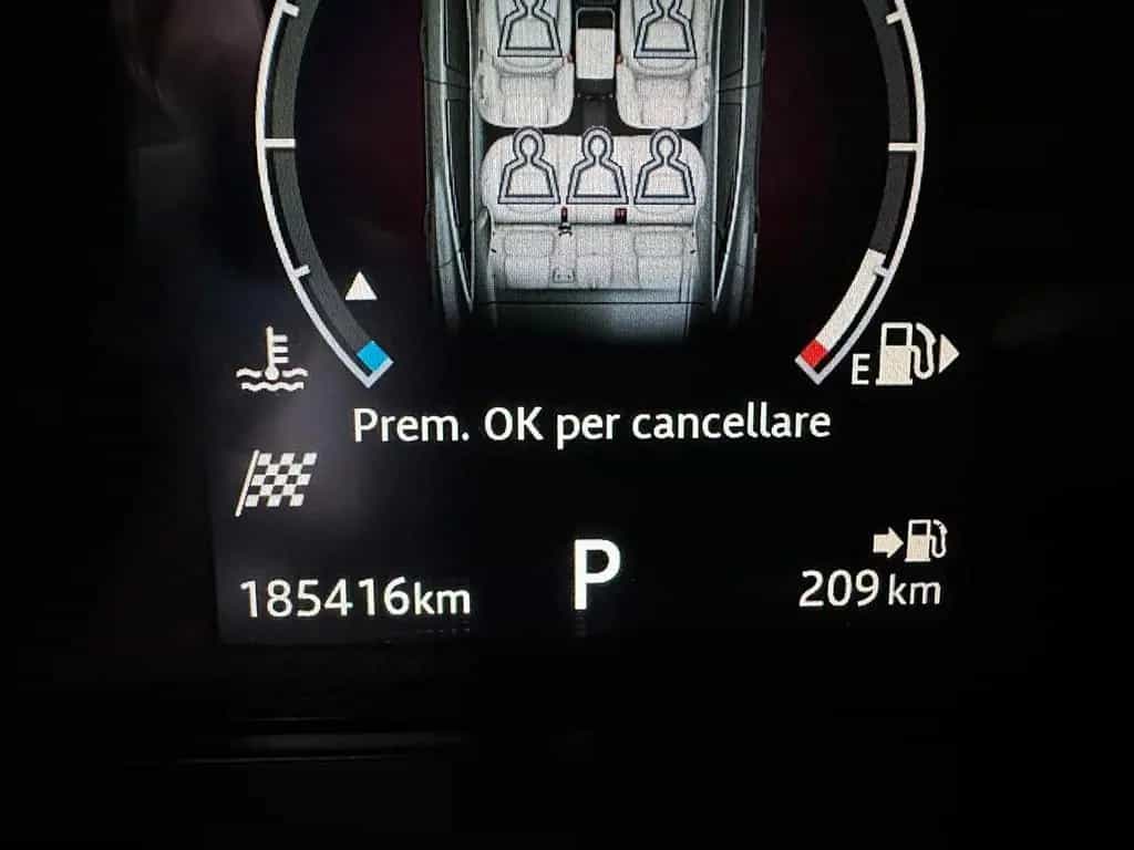 Jaguar E-Pace 2.0D R-Dynamic S 150cv - 2018 06/2018-photo-12