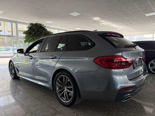 BMW 5 Series 520 d M Sport Paket Touring HEAD-UP+DAB+KAMERA 11/2017-photo-2