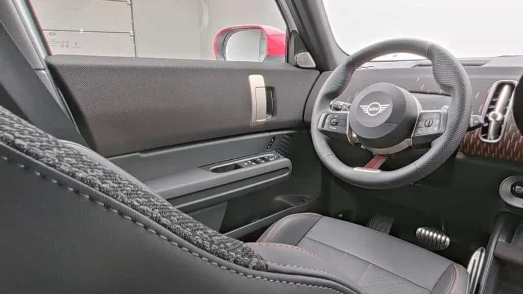 MINI John Cooper Works Countryman JCW Countryman ALL4 02/2025-photo-10