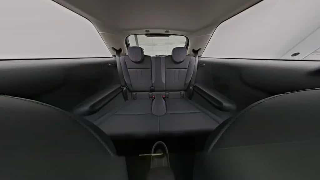 MINI Cooper C 02/2025-photo-13