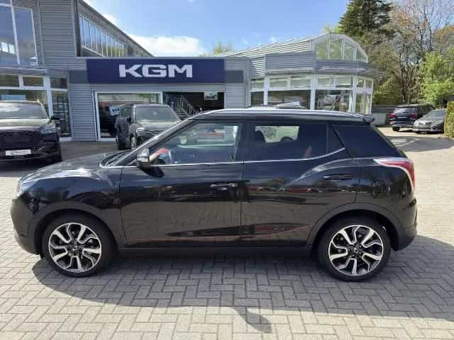 Ssangyong Tivoli Sapphire Red Rebel 1.6 P 6M/T 02/2017-photo-3