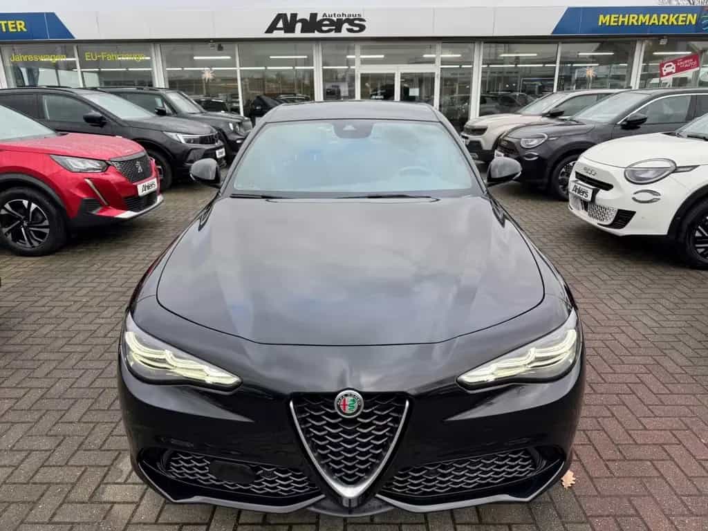 Alfa Romeo Giulia Ti Q4+MEMORY+NAVI+ACC+KAMERA+MATRIXLED+CA 07/2023-photo-1