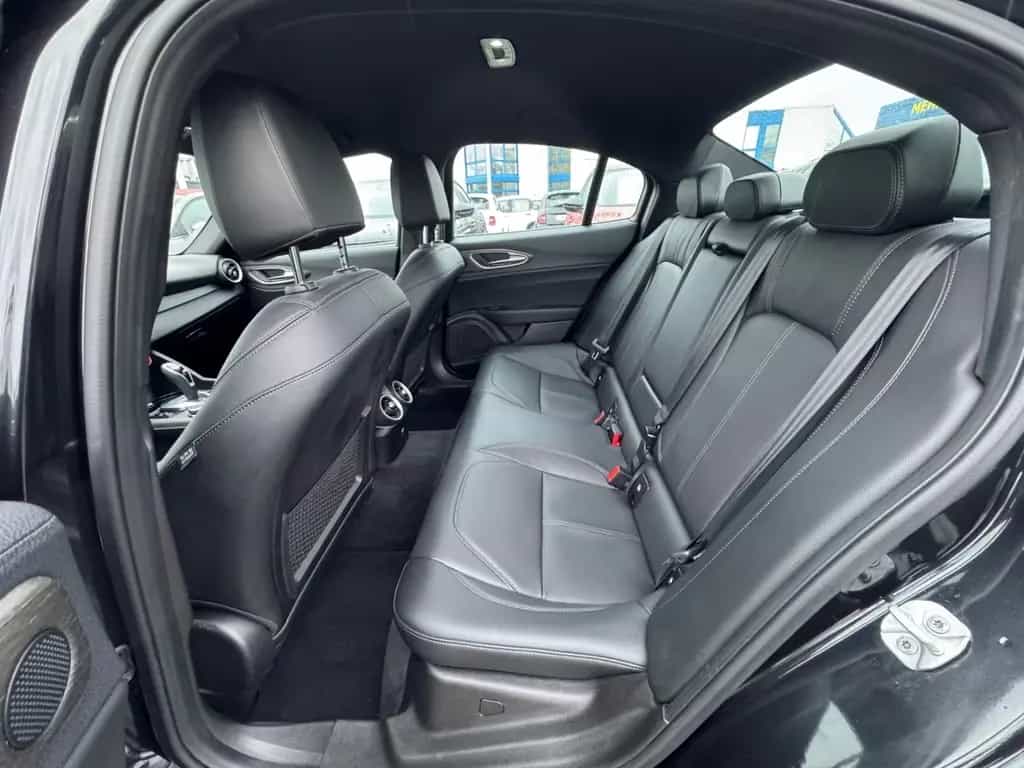 Alfa Romeo Giulia Ti Q4+MEMORY+NAVI+ACC+KAMERA+MATRIXLED+CA 07/2023-photo-13
