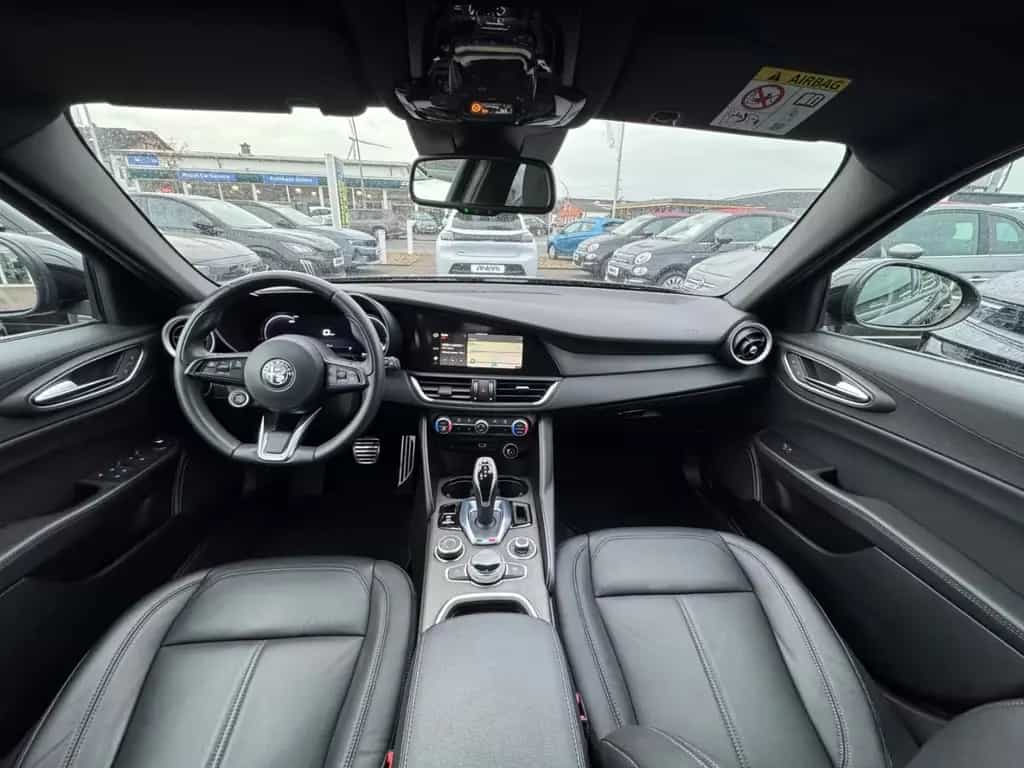 Alfa Romeo Giulia Ti Q4+MEMORY+NAVI+ACC+KAMERA+MATRIXLED+CA 07/2023-photo-14