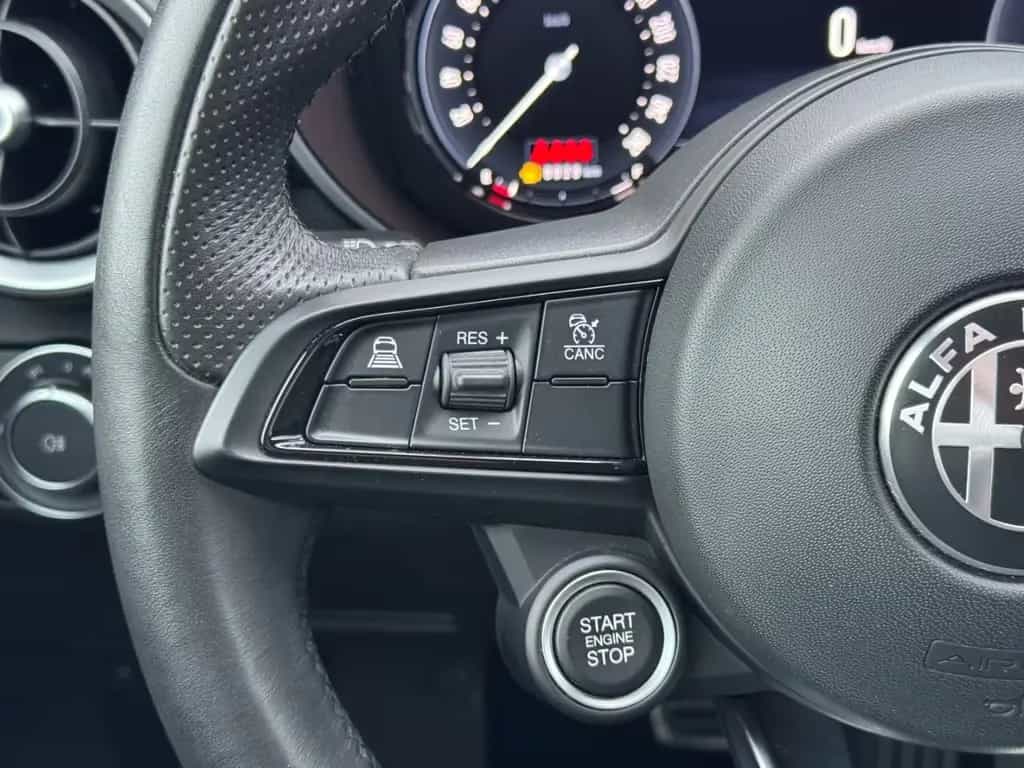 Alfa Romeo Giulia Ti Q4+MEMORY+NAVI+ACC+KAMERA+MATRIXLED+CA 07/2023-photo-16