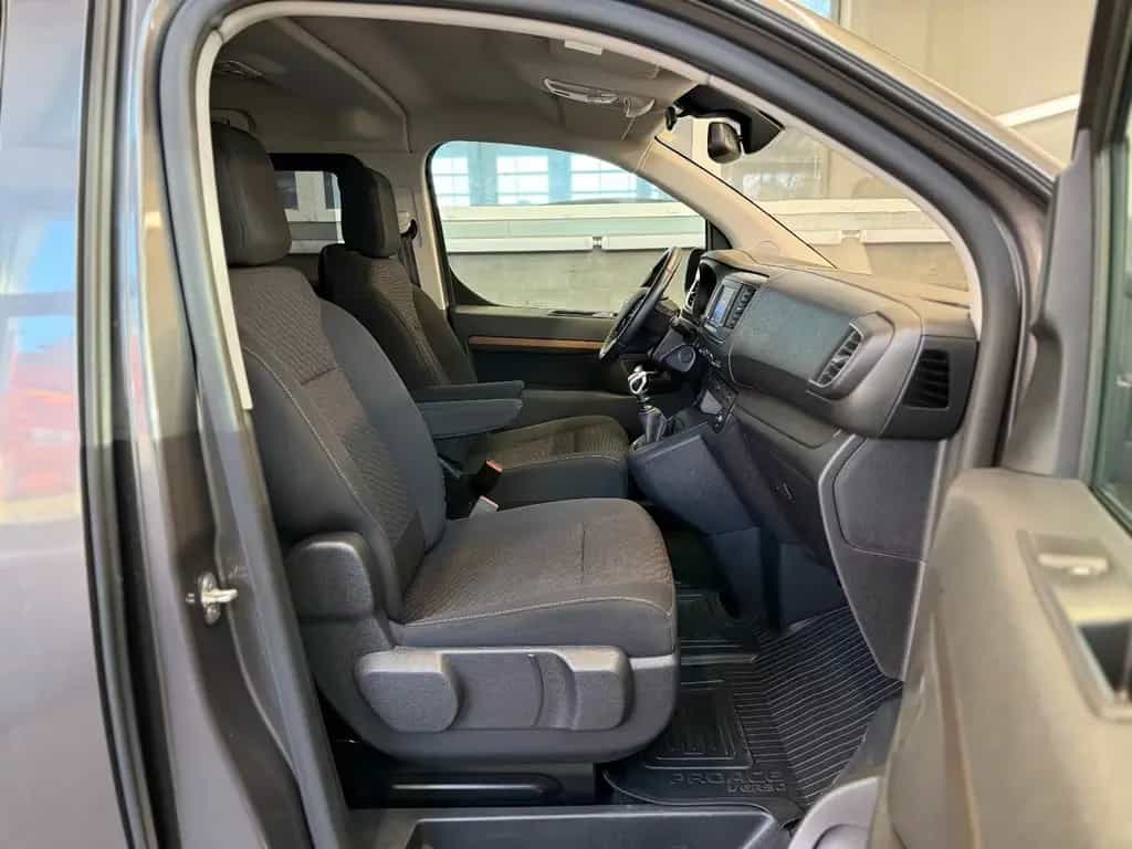 Toyota Proace (Verso) Proace Verso Compact 5 J. Garantie NAVI TEMPOM. 10/2018-photo-15