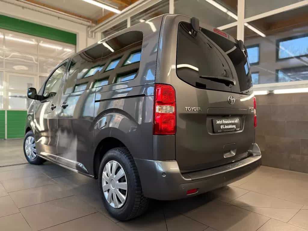 Toyota Proace (Verso) Proace Verso Compact 5 J. Garantie NAVI TEMPOM. 10/2018-photo-8