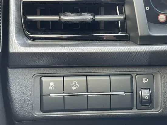 KGM Rexton 2.2 E-XDI 4WD 8AT Core 3.5t AHL Nav Digi null-photo-19