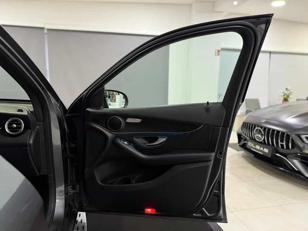 Mercedes-Benz GLC-Class 250 d 4M AMG-Int.*PANORAMA*KAMERA*LEDER*LED* 12/2018-photo-23