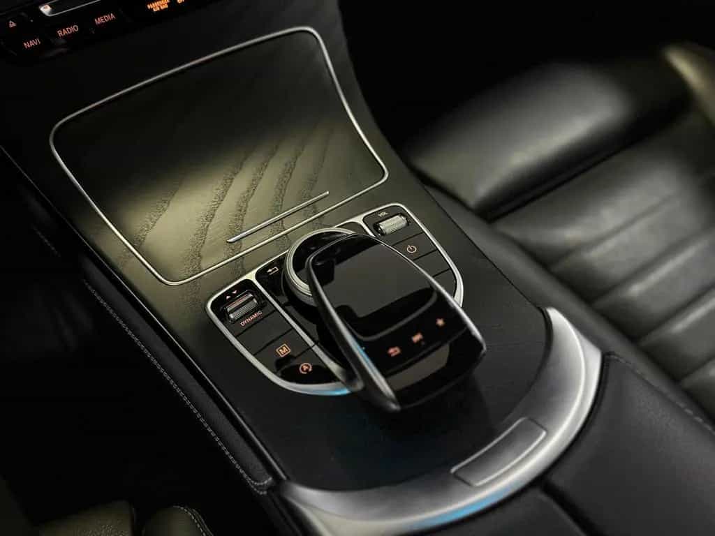 Mercedes-Benz GLC-Class 250 d 4M AMG-Int.*PANORAMA*KAMERA*LEDER*LED* 12/2018-photo-28
