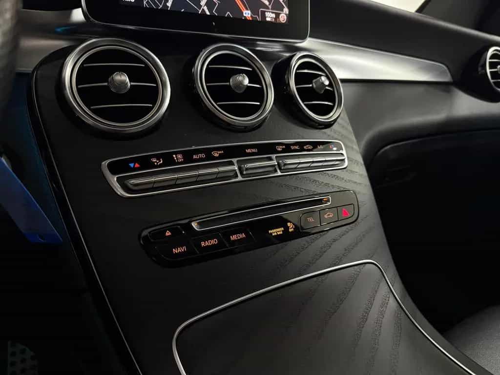 Mercedes-Benz GLC-Class 250 d 4M AMG-Int.*PANORAMA*KAMERA*LEDER*LED* 12/2018-photo-29