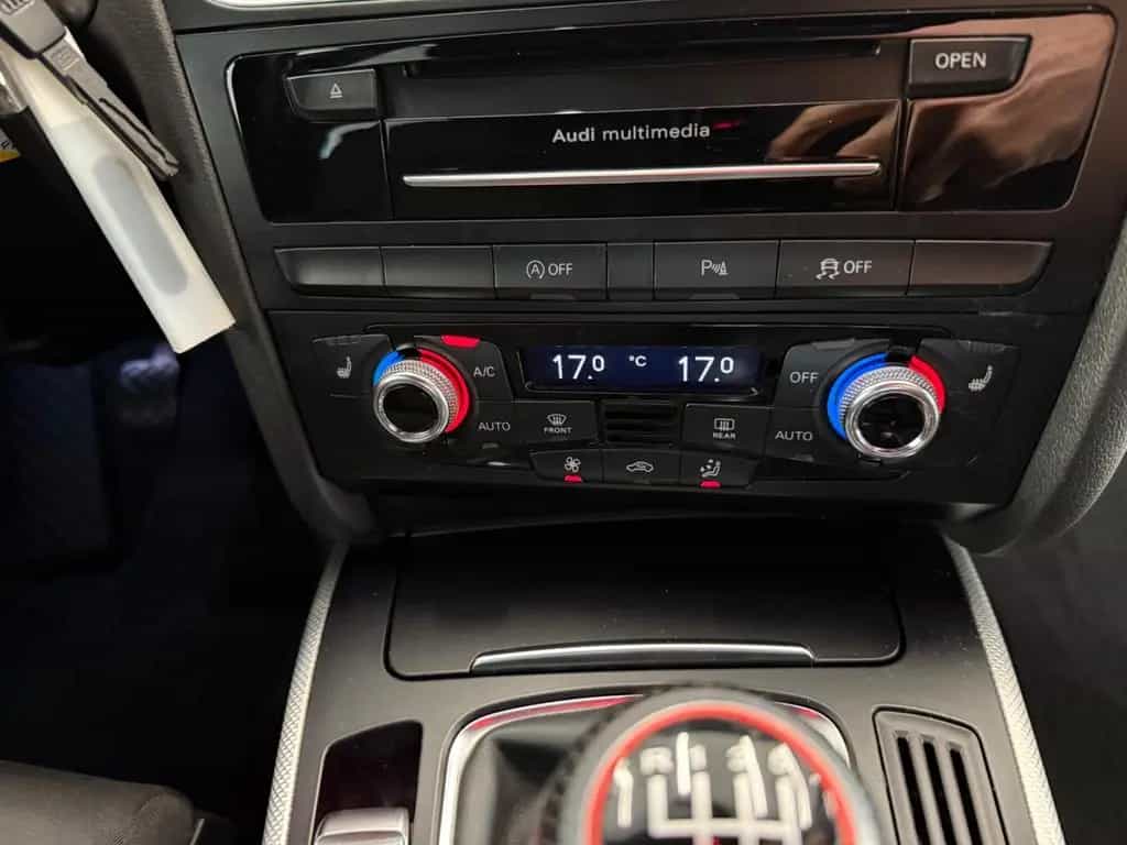 Audi A4 Avant 2.0 TDI S-Line  Ambition Xenon Navi AHK 04/2015-photo-16