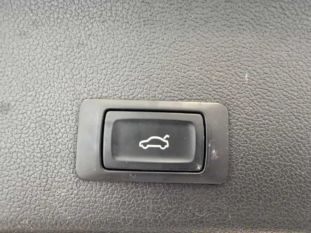 Audi A4 Avant 2.0 TDI S-Line  Ambition Xenon Navi AHK 04/2015-photo-22
