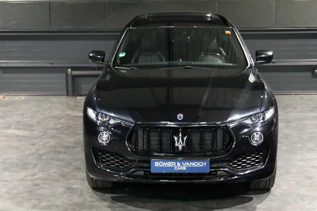 Maserati Levante GranSport Diesel Q4 Pano LED AHK 01/2018-photo-3