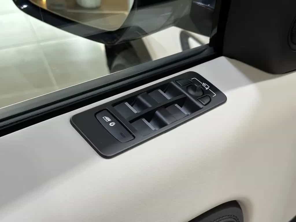 Land Rover Discovery Sport AWD*LED*PDC*360'Cam*Navi* 06/2021-photo-9