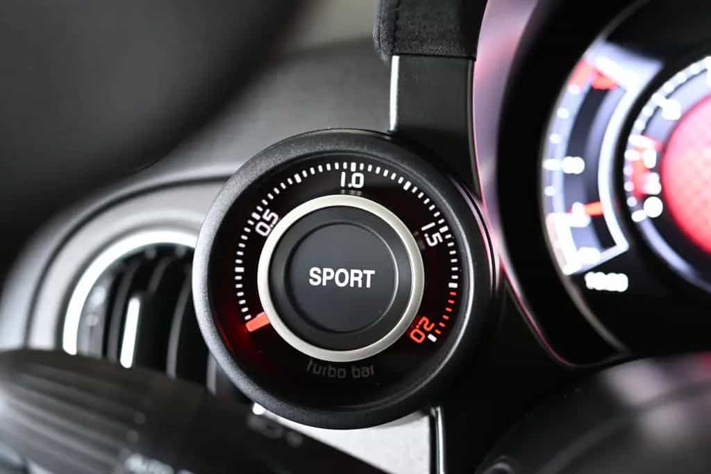 Abarth 695 70th Anniversario Sabelt-Sportsitze Navi PDC 01/2020-photo-11