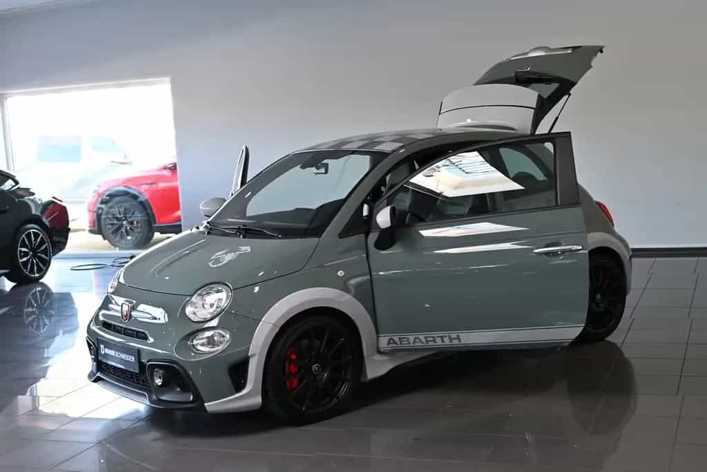 Abarth 695 70th Anniversario Sabelt-Sportsitze Navi PDC 01/2020-photo-19