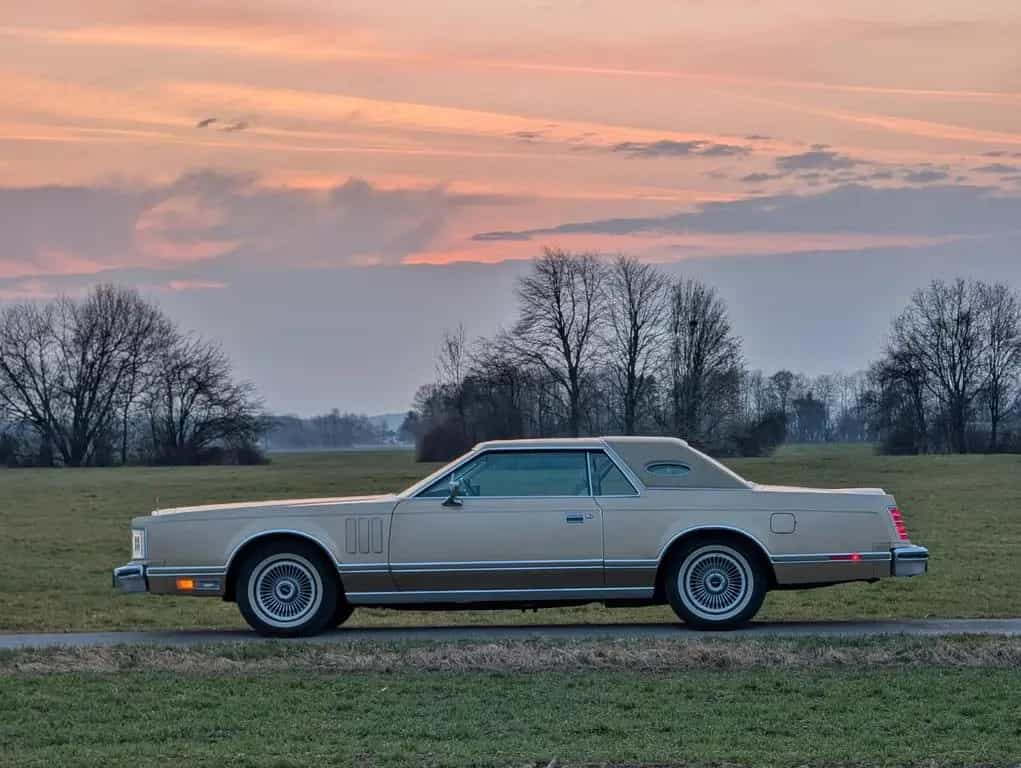 Lincoln Continental 6.6l Coupe Gold - Cartier Uhr/H Zul. 07/1979-photo-1