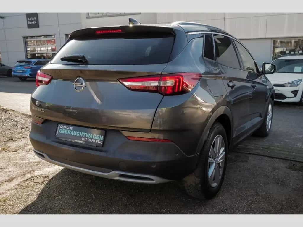Opel Grandland X Ultimate 1.6 Voll-LED Leder 18 Zoll 07/2020-photo-2