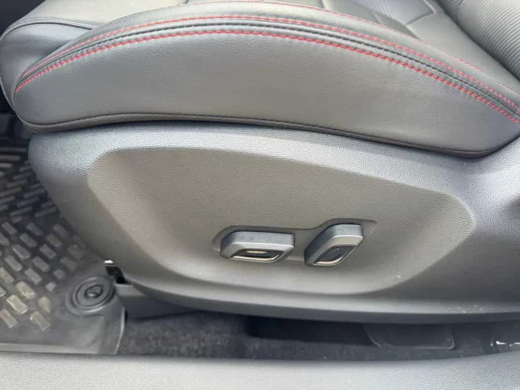 MG ZS 1.0T-GDI Luxury *NAVI*360°*LEDER*SHZ* 09/2024-photo-21