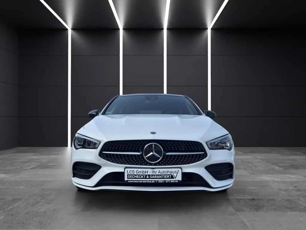 Mercedes-Benz CLA 180 Shooting Brake AMG Line Panodach Navi Di 12/2019-photo-1